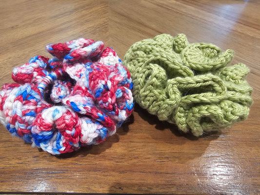 Gift Giving Class - June Scrunchie